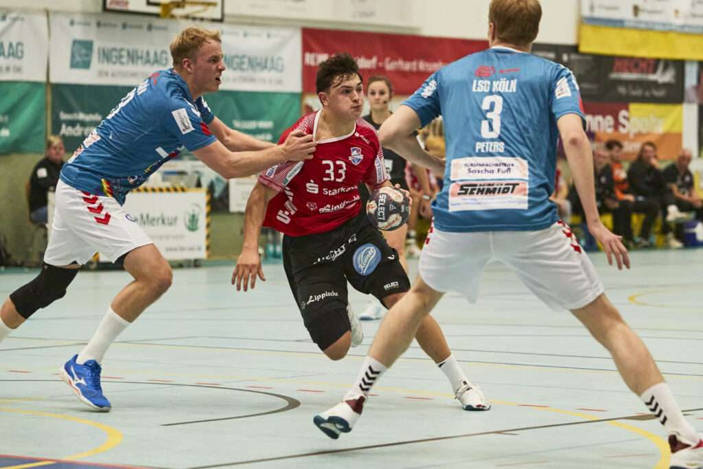 Thomas_Houtepen_im_Spiel_gegen_den_LSC_Köln__Hinspiel__am_08.10.2022